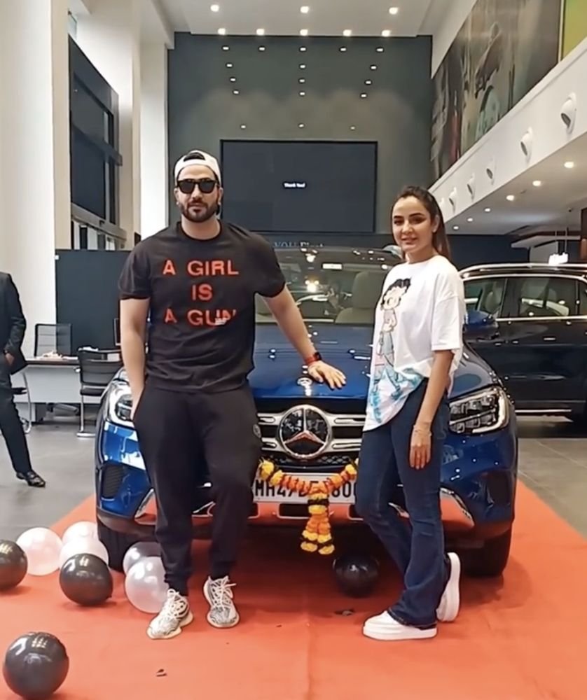 Jasmin Bhasin Cars Collection